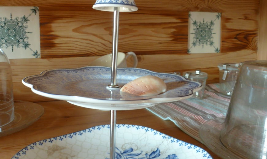 Porzellanetagere